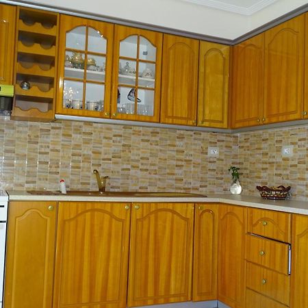 Cozy Central Apartment Εξαμίλιο Εξωτερικό φωτογραφία