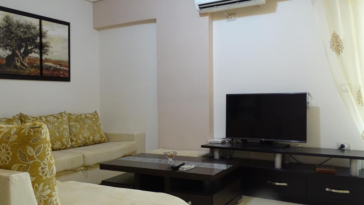 Cozy Central Apartment Εξαμίλιο Εξωτερικό φωτογραφία
