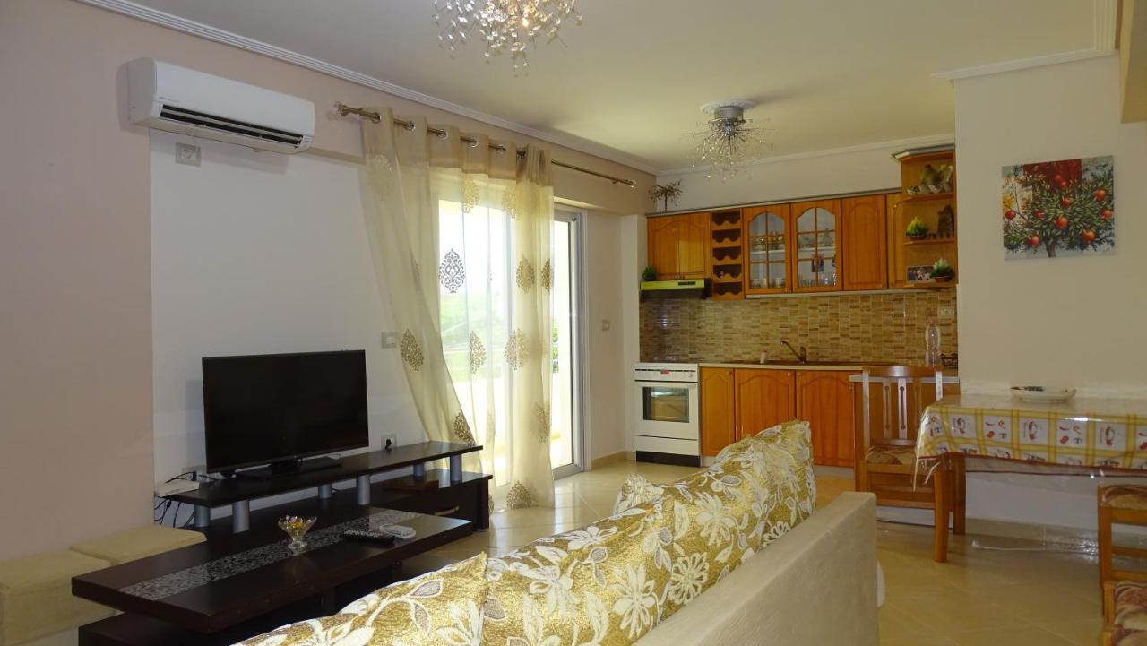 Cozy Central Apartment Εξαμίλιο Εξωτερικό φωτογραφία