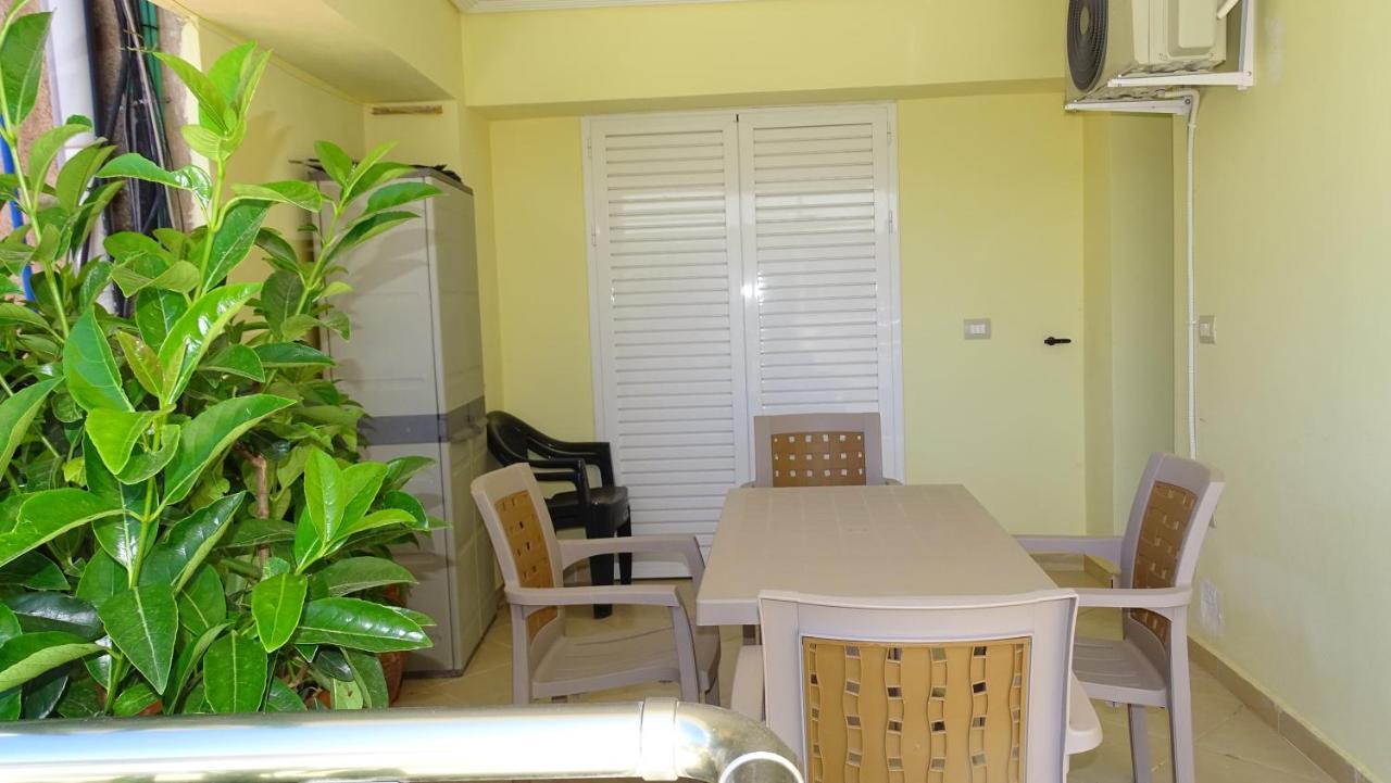 Cozy Central Apartment Εξαμίλιο Εξωτερικό φωτογραφία