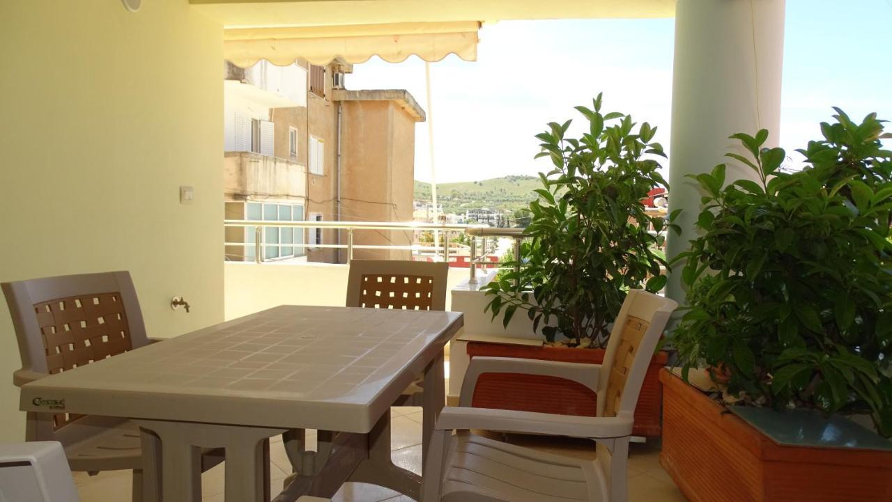 Cozy Central Apartment Εξαμίλιο Εξωτερικό φωτογραφία