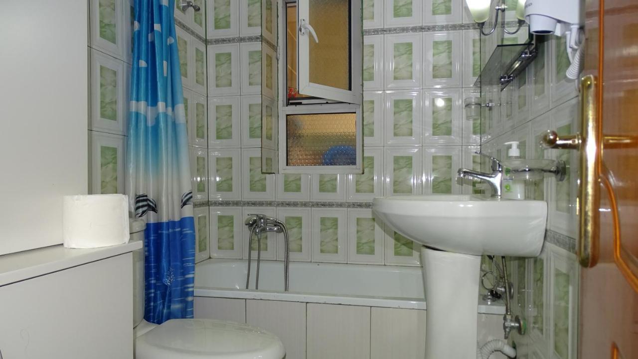 Cozy Central Apartment Εξαμίλιο Εξωτερικό φωτογραφία