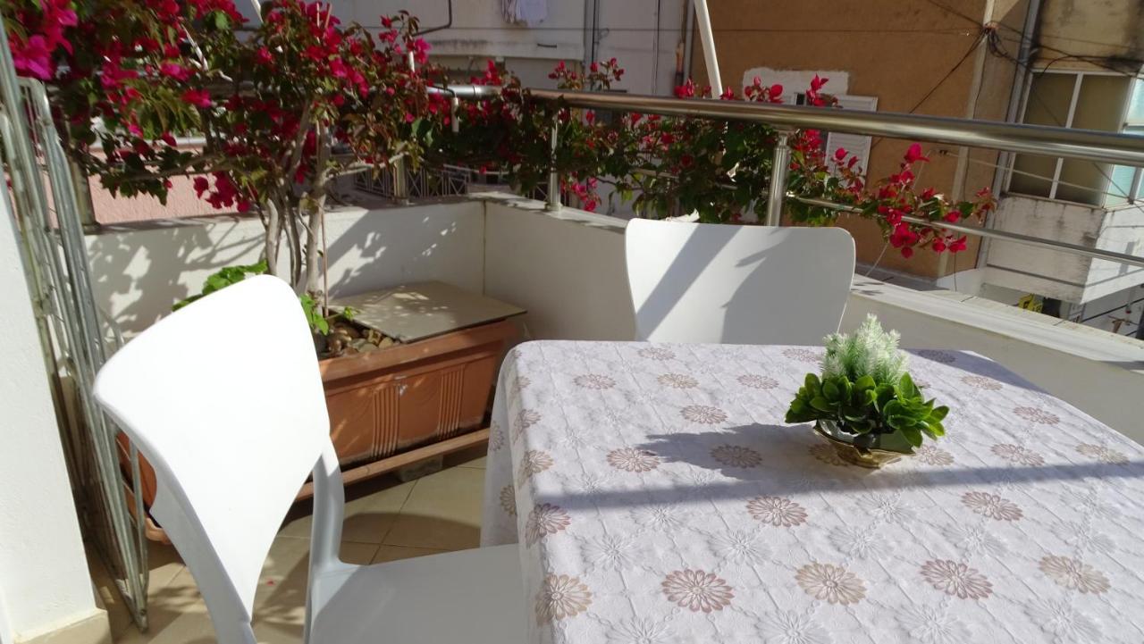 Cozy Central Apartment Εξαμίλιο Εξωτερικό φωτογραφία